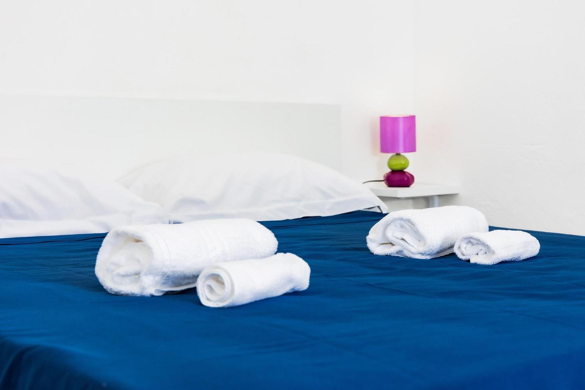 Riva Smeralda Camping Lodge Milazzo Buitenkant foto