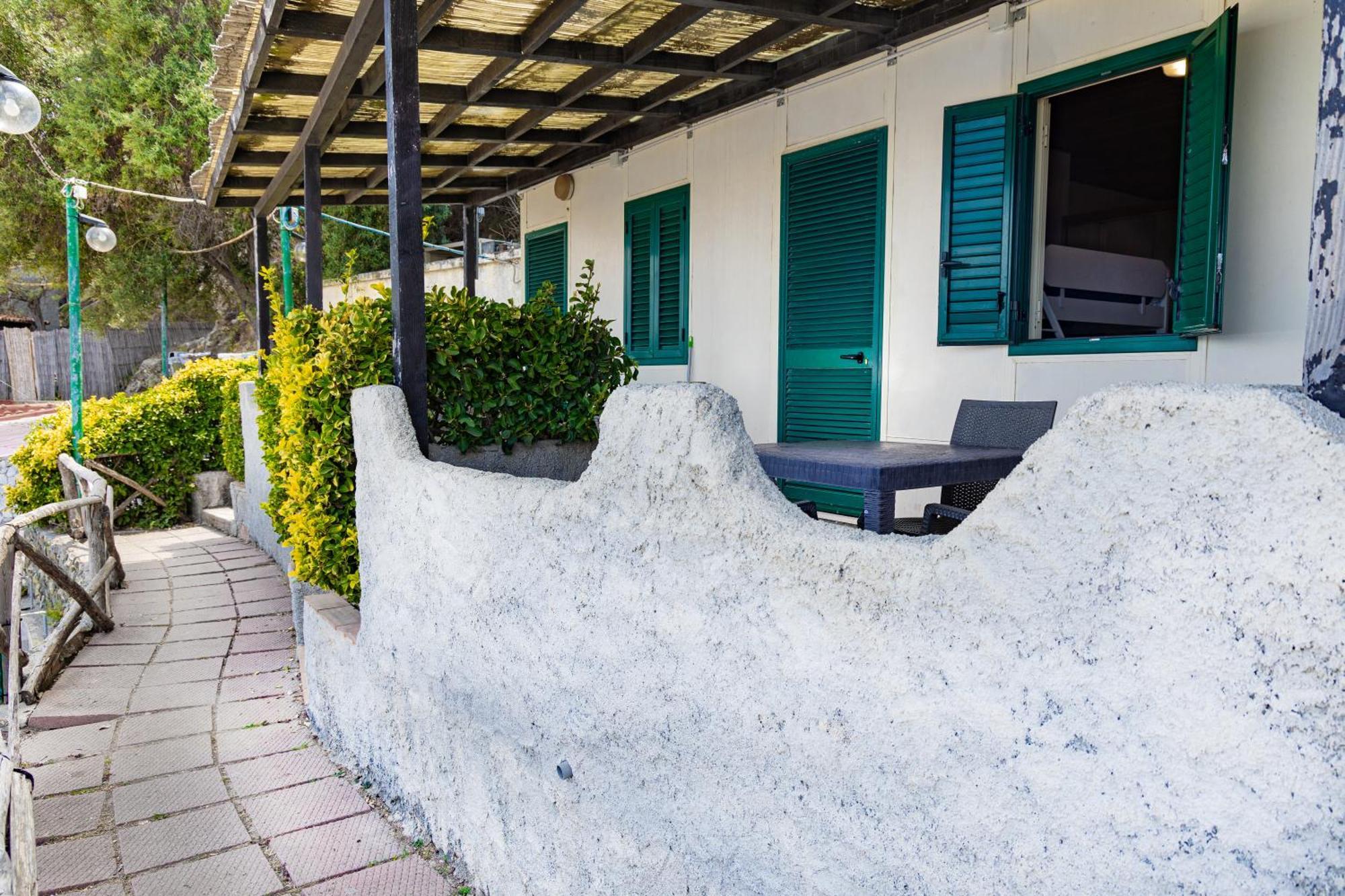 Riva Smeralda Camping Lodge Milazzo Buitenkant foto
